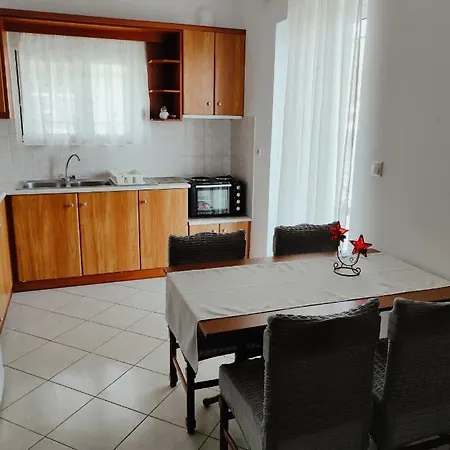 Appartement Tasos Art *